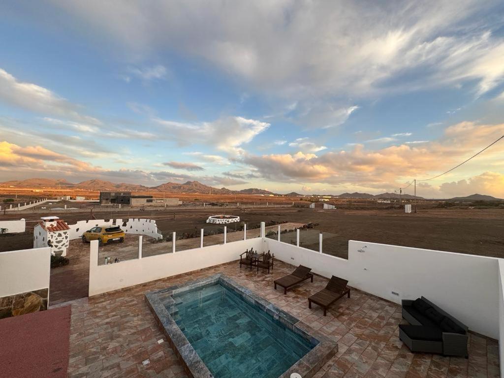 3 With Private Pool Fuerteventura-gran Tarajal Villa